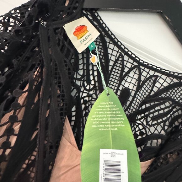 NEW WITH TAGS Farm Rio "Nature Black Guipure Midi" Black Dress - Picture 3 of 6